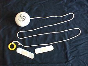 Yoyo equipment: yoyo, string, ring, 2 plasters